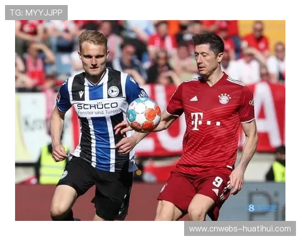 莱万收到五份报价米兰马竞费内巴切芝加哥火焰在列